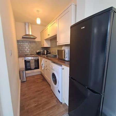 Groundfloor One Bedroom Apartment Райд Екстер'єр фото